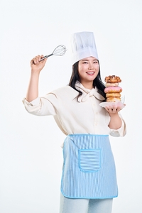 ‘8人8色 매력 뿜뿜’ 카레이서 박혜준·제빵사 임희정 등 두산건설 위브 골프단 이색 화보 공개