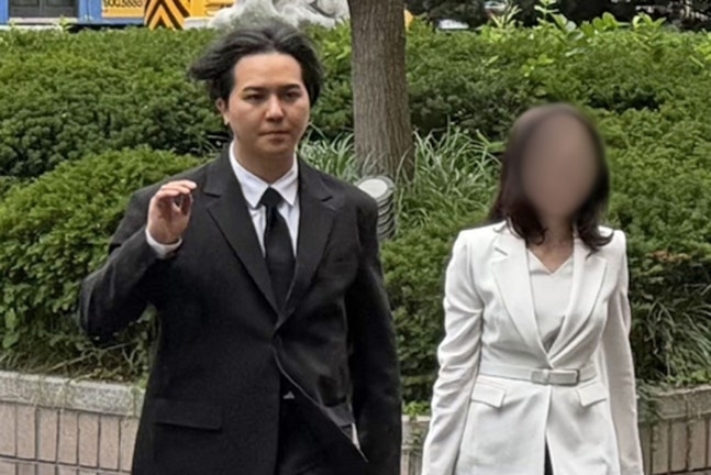 “합성인가?” 송민호, 믿기지 않는 근황…온라인 반응 ‘후끈’