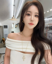 강예빈 “저 애기 되게 섹시하다”며…초5 때 대학생이 대시 ‘충격’