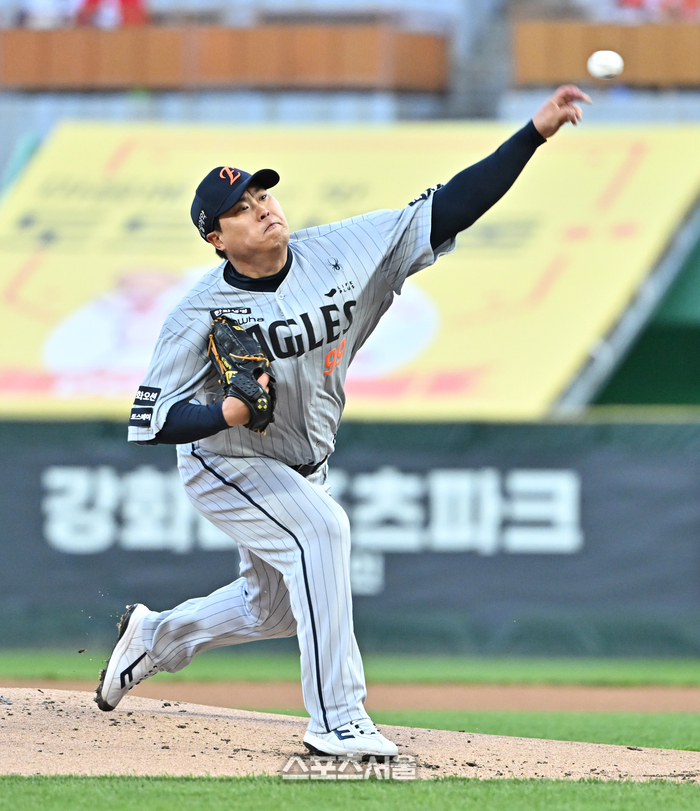 류현진 2500삼진·강민호 2600경기·최형우 2700안타…2026 KBO리그, 후반기 주요 기록들