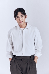 ‘뮤지컬 무산’ 백성현, 불의의 사고 극복한 ‘기부천사’ 실화 전한다