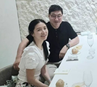 “세월은 우리만 맞았나”…55세 이영애♥75세 남편, 액면은 ‘40대 비주얼’