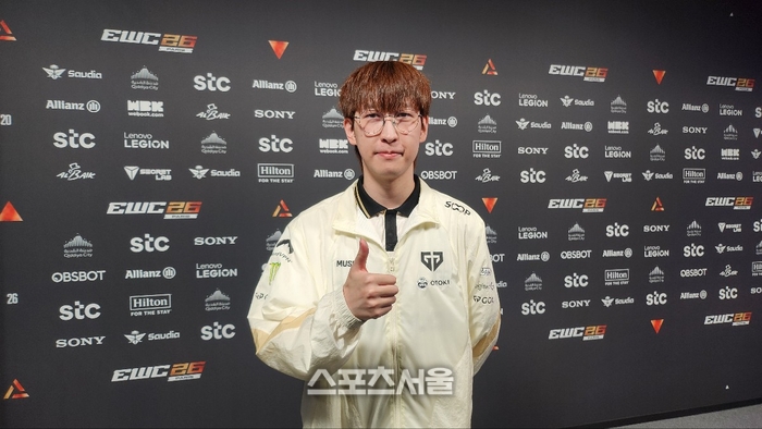 “아직 만족 못 한다” JDG 꺾고도 냉정한 ‘듀로’의 성찰…동기부여는 “롤드컵 우승” [SS스타]