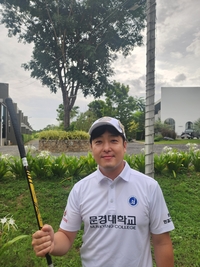 [사람 in 파크골프]트로트 가수 선경, 어머니의 한 걸음이 만든 인생 2막