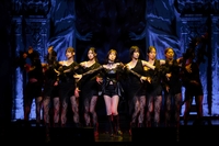 레드벨벳 아이린, 방콕서 첫 亞 투어 피날레 ‘퍼펙트 솔로’