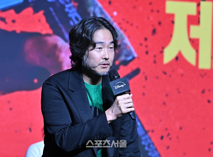 [포토] 답변하는 ‘킬러들의 쇼핑몰2’ 이권 감독