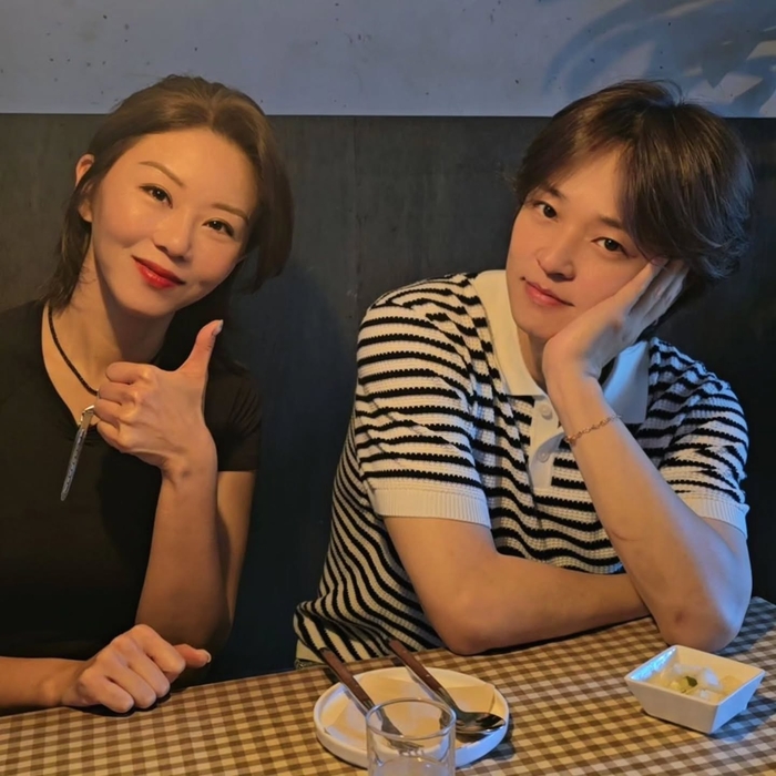 사생활 및 음주운전 논란 후 복귀한 김정훈, 함께 한 의외의 여성은?