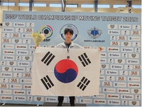 ‘첫 국제대회’ 사격 배제현, 무빙타깃 10m 혼합서 ‘은메달’…1위에 ‘단 1점’ 뒤져 [SS시선집중]