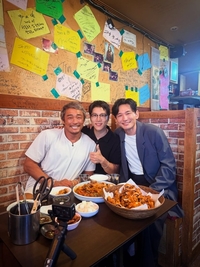 “이 조합 뭐지?”…추성훈, ‘호프’ 황정민·음문석과 호프집 회동