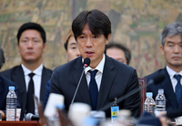 ‘인터뷰 거부 사태’에 설명한 홍명보 감독 “내부 의견 충돌 없었다, 손흥민·이재성 선발 제외 전술적 판단”[청문회]