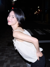 ‘눈부셔’...송혜교, 일상도 화보