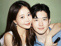 “뇌정지 왔다”…아옳이, 숨겨둔 ‘한의사 남친’ 들키자 얼굴 공개