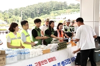“번쩍 껌 씹고 번쩍 깨세요”…롯데웰푸드, 졸음운전 예방 캠페인
