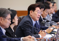 이 대통령, ‘보완수사권 폐지’에 우려... “경찰이 엄청난 권한 갖게 돼”