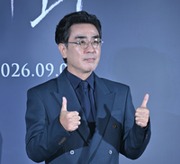 [포토] 류승룡 ‘엄지 척’