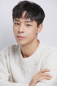 ‘앙상블→첫 주연’까지 10년…배형빈, ‘스타’보다 ‘Just 배우’로 불리고 싶은 이유는? [SS인터뷰 ②]