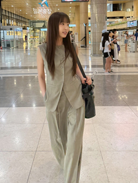 ‘47세’ 강예원, 공항 밝힌 ‘인형 비주얼’.