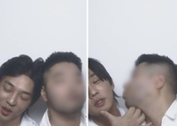 ‘집행유예’ 유아인, 남사친과 ‘볼뽀뽀’ 포착...뜻밖의 근황에 ‘난리’