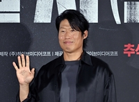 [포토]영화 ‘암살자(들)’ 주연 맡은 유해진