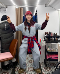 ‘55세’ 김혜수, 이렇게 귀여웠나…나이 지운 동안 비주얼