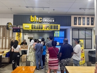 “미국 영토 넓히는 bhc”…캘리포니아 얼바인에 美 10호점 열었다
