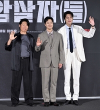 [포토]영화 ‘암살자(들)’의 유해진-박해일-이민호