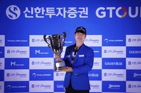 ‘통산 15승’ 최민욱·‘5승’ 이진경 골프존 G투어 남녀 메이저대회 정상 ‘우뚝’