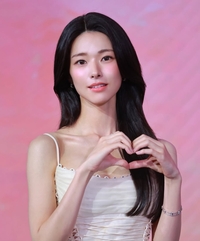 윤서인, 하영 친일 의혹 두둔했다가 역풍 “불에 기름 부었다”