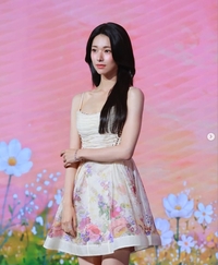 ‘친일파 논란’ 하영, 고개는 숙였는데…‘구체적’ 대책은 없다 [SS초점]
