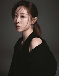 잠실서 베어스에 대한 생각에 잠겨…가수 유연정, 13일 두산-한화전 시구자로 나선다