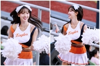 ‘기타 치고 노래하는’ 우수한 한화 치어리더, “홈런~ 강백호~”...아하, 강백호! [SS리플레이]