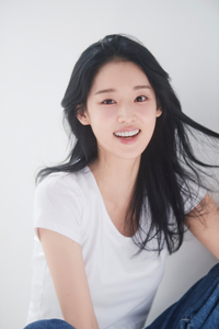 광복절, LG 마운드에 ‘독립운동가 후손’이 오른다…배우 박환희 승리기원 시구 진행