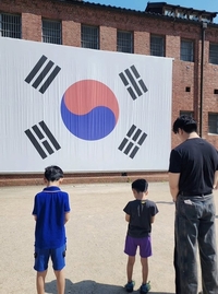 하영의 가벼운 집안 자랑 비판한 소재원, 두 아들과 사형장 앞에…“몇 대의 교육은 전쟁보다 세다”