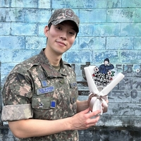 “꿀 빨고 있다” 유인수, 공군 만기 전역…21개월 만의 복귀