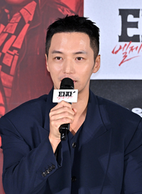 [포토]‘타짜: 벨제붑의 노래’ 출연 소감 밝히는 변요한