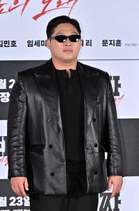 [포토]‘타짜: 벨제붑의 노래’ 출연하는 문지훈