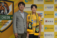 ‘K3리그의 새로운 역사’ 춘천시민축구단, 자체 유스팀 ‘배민준’ 성인팀으로 콜업