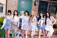 ‘JYP’ 아워벌스데이vs‘하이브’ 튜이드…대형 걸그룹 데뷔전 열렸다 [SS뮤직]