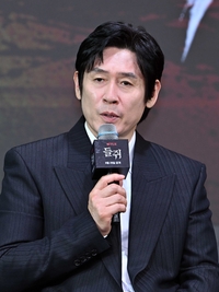 [포토]설경구, “월드컵 우승팀의 감독이 되고 싶어”