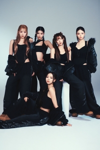 키움 유니폼 입고 스윙이라니! 걸그룹 UDTT, 21일 고척 KIA전 뜬다