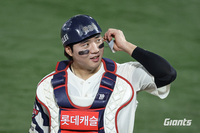 “검진 결과, 경기 출전 가능” 손성빈 9번 포수 선발…김태형 감독 “뛰는 데까지 뛴다” [SS메디컬체크]