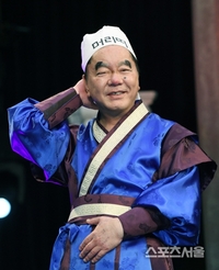 “또 속냐”… 심형래, ‘디워2’ 제작 소식에 온라인 ‘후끈’