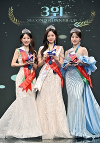 [포토]미스 인터콘티넨탈 3위 차지한 황지혜-장지예-이윤지