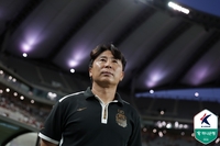 ‘유럽행’ 송민규 부재로 가벼워진 벤치, 김기동 감독 “후반기도 같이하고 싶었지만…꼭 성공하길”[현장인터뷰]