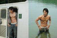 강물 속 이소룡인 줄 알았네……이서진, 보조개보다 강렬한 식스팩