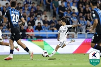 ‘원더골’에도 웃지 못한 이승우 “우리도 위축되는 게 사실” [현장 인터뷰]
