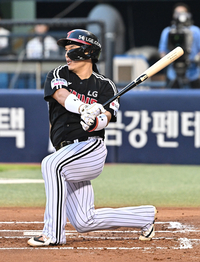 [포토]LG 박동원, 2점 더!