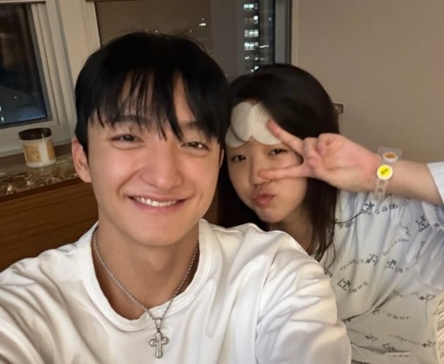 “역시 종교의 힘” 지예은♥바타, 공개열애 5개월 만 초고속 결혼…응원 ‘폭발’