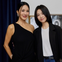 엄정화, 이름 건 프로젝트 와인 런칭… 송혜교·고현정·김재중 등 초특급 인맥 총출동