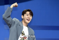‘의리남’ 영탁, 5년 인연 김종민 결혼식 축의금도 통 크게…“진짜 많이 냈다”
